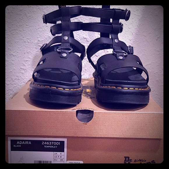 dr martens adaira gladiator leather chunky sandals in black